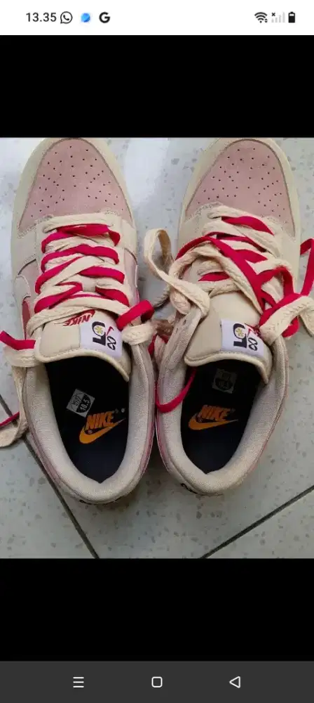 Jual sepatu merk Nike ori.