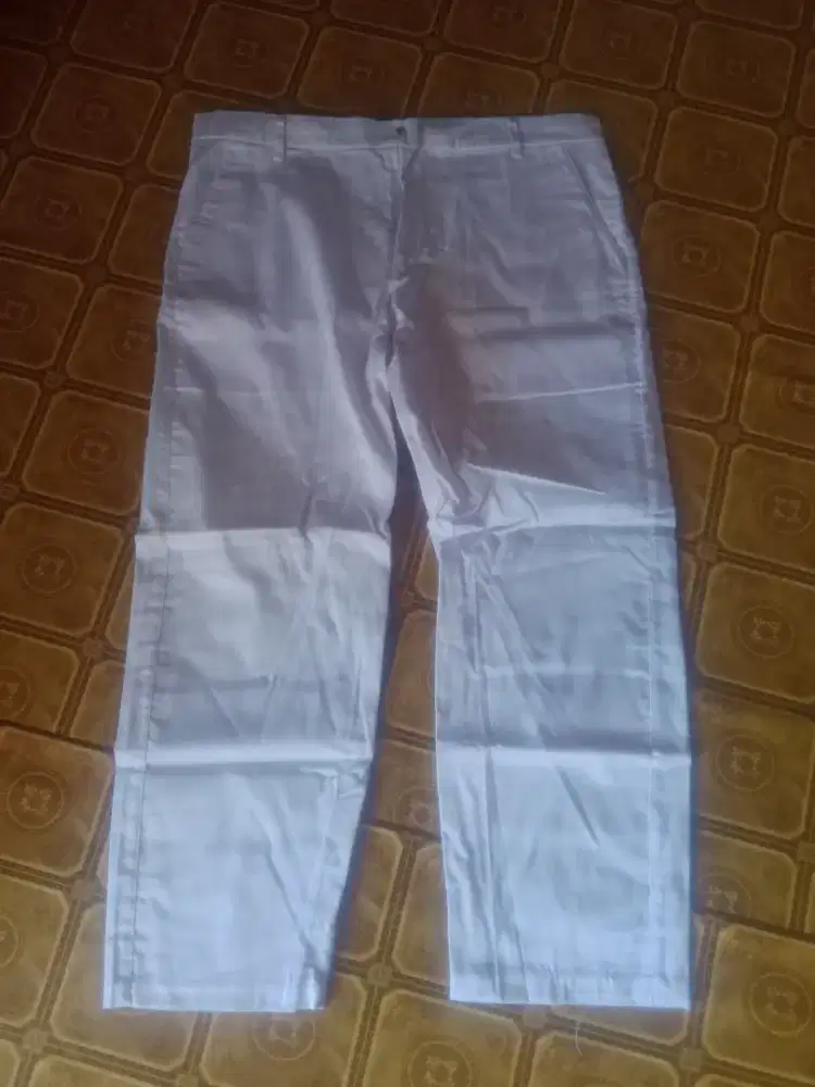 di jual celana seragam sekolah warna putih