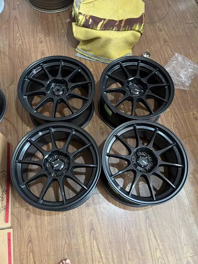 VELG KONIG DEKAGRAM R18 9.5 ET 22