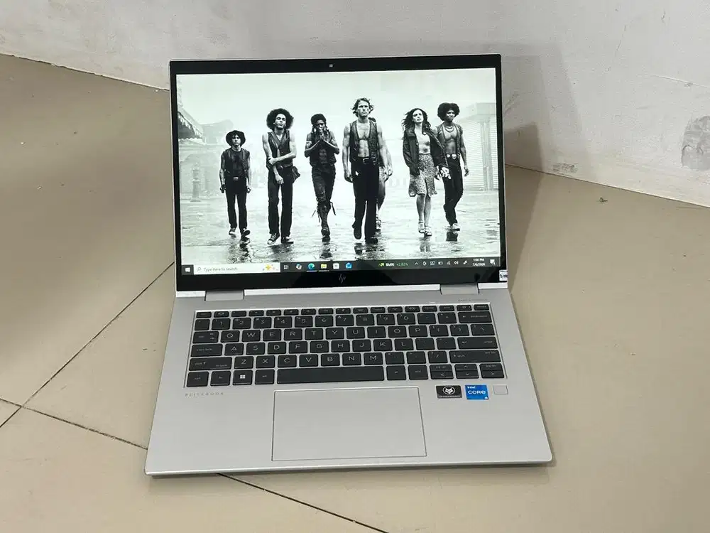 Laptop Spek gahar slim stylish Hp Elitebook x360 1040 g9 i5 gen 12 jos