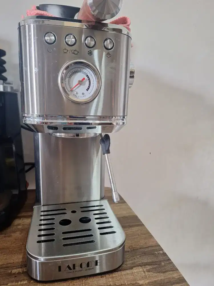 Mesin espresso rumahan hemat daya