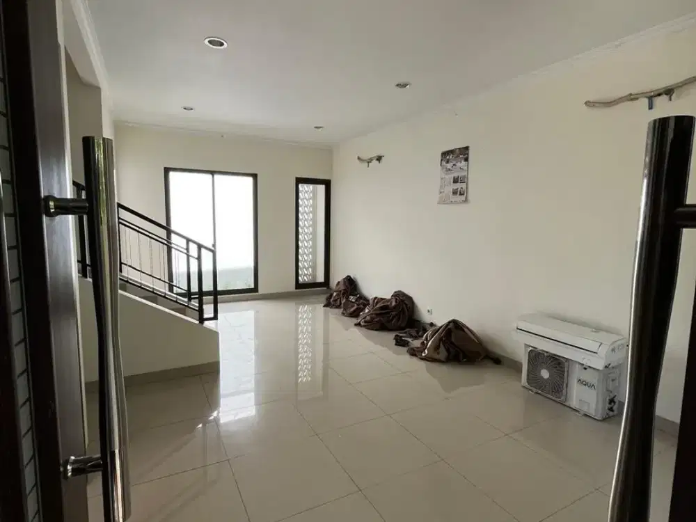 Dijual Cepat Rumah Siap Huni Cluster Cynthia Sumarecon Bandung