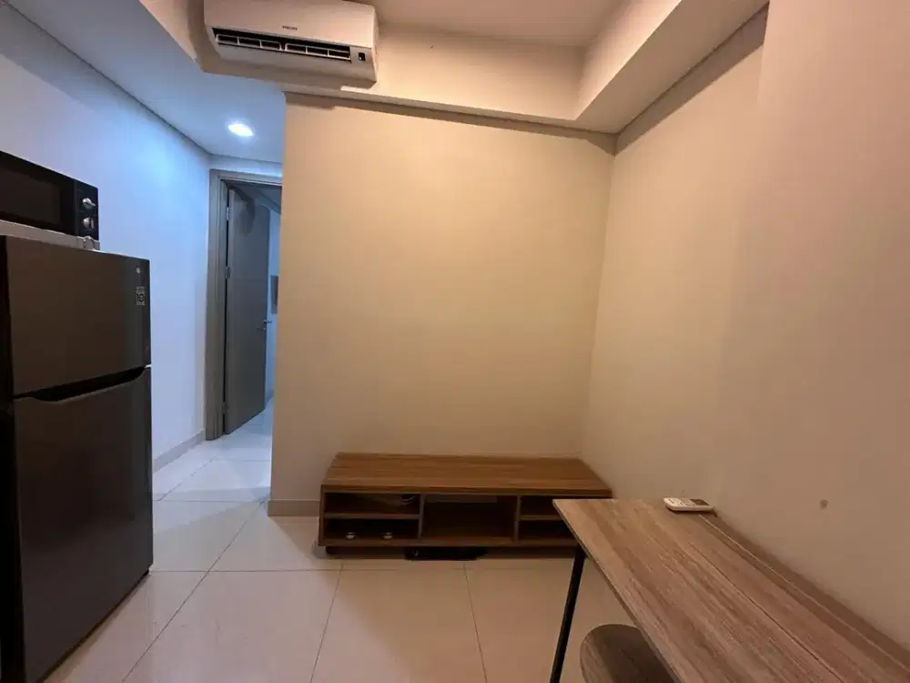 Di Sewakan Apartemen Gold Coast,Furnish, Harga sewa 60 juta/tahun