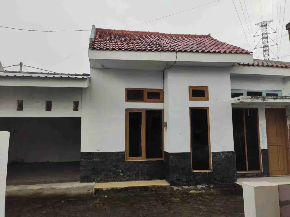 DI JUAL RUMAH 

PERUM THE KEPEL 
KEL. : BANJARSARI 
KEC. : MADIUN 
KAB  : MADIUN