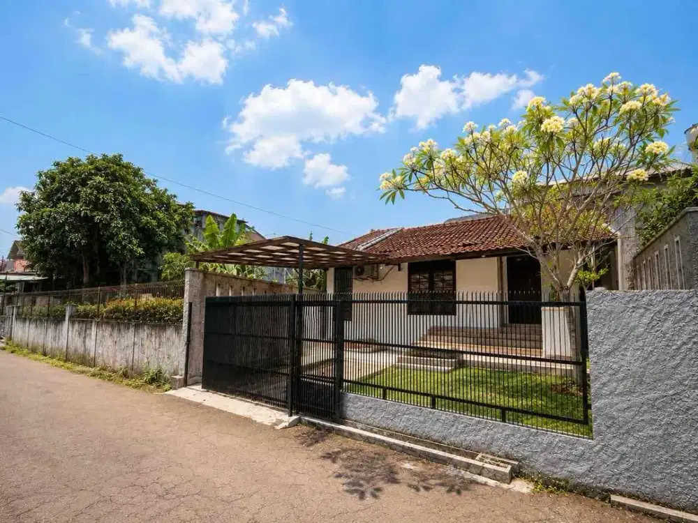 Rumah Asri 20 Menit ke Jakarta Selatan, Cuma Rp1,2 Miliar!