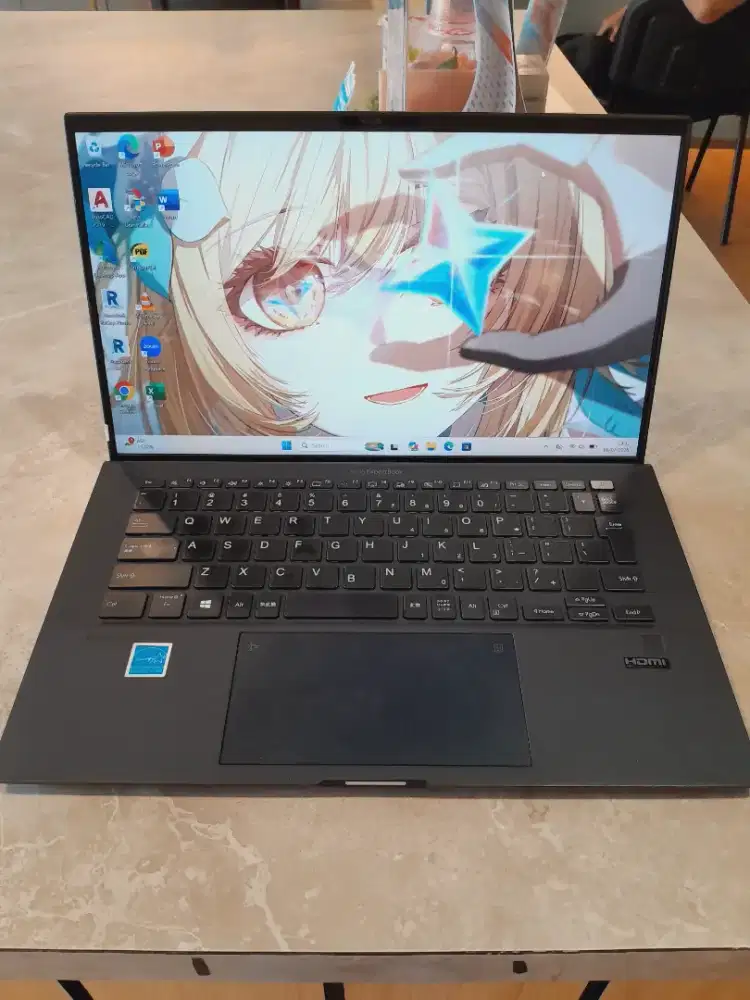 Asus Expertbook Os = 11 Pro