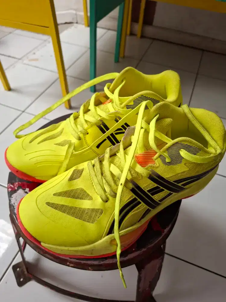 Sepatu Voli Asics Sky Elite FF 2