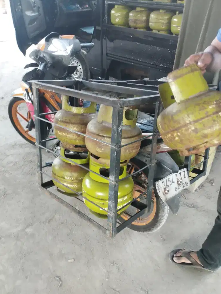 Dibutuhkan Kenek/Kurir Motor