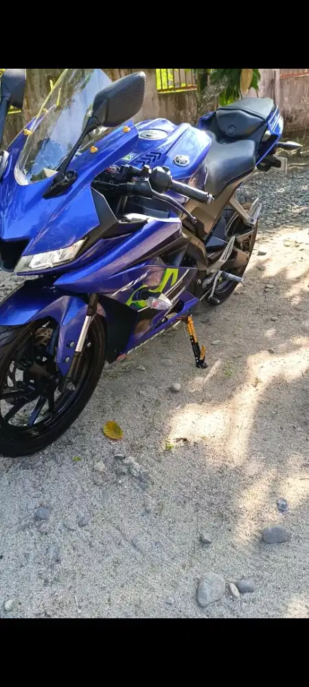 R15 V3 blue movistar