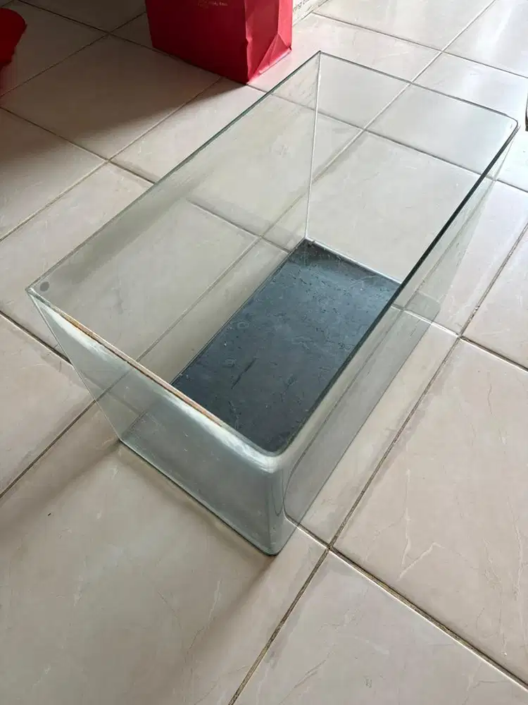 Aquarium bekas jual murah bonus perlengkapan ikan hias