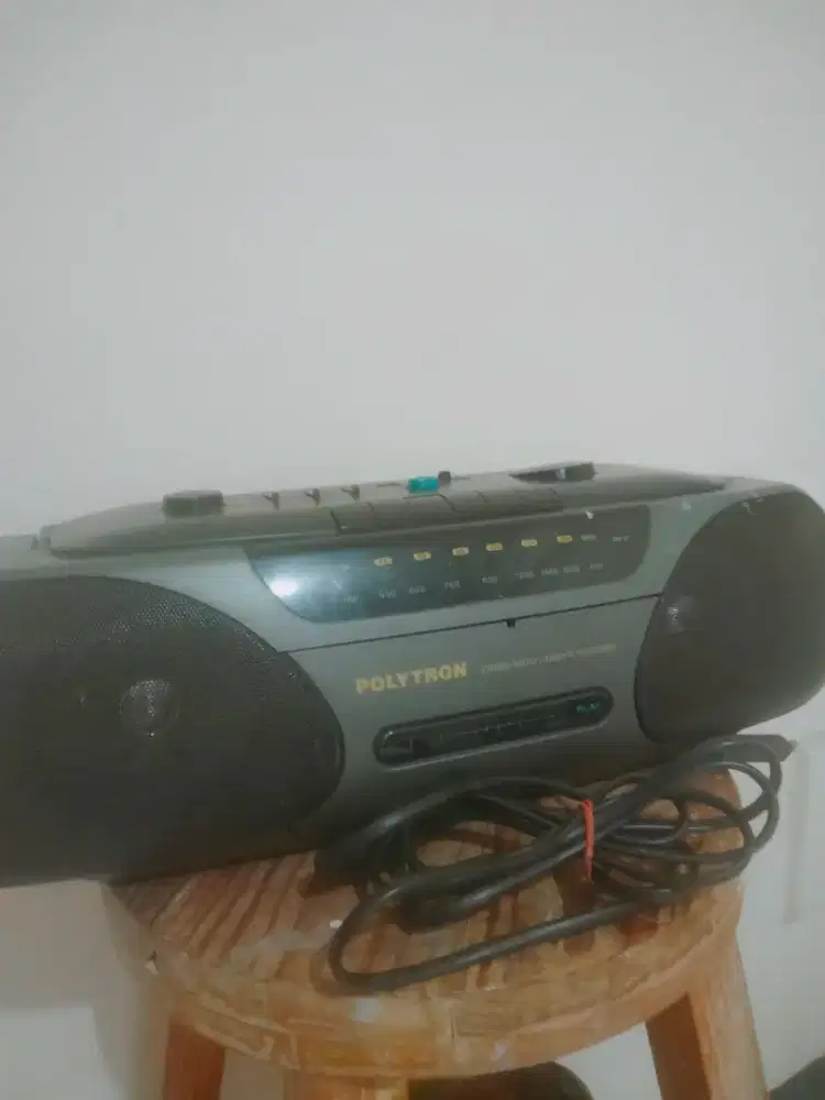Tape radio Polytron