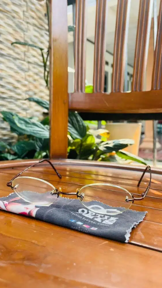 Frame rimless dari ugo