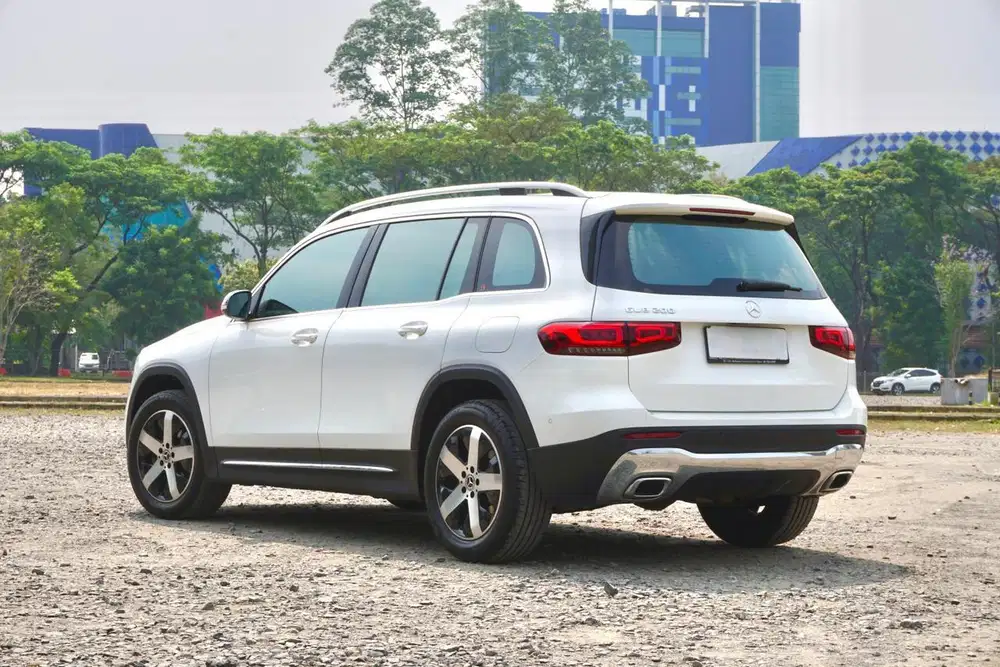 Mercedes Benz GLB200 2021