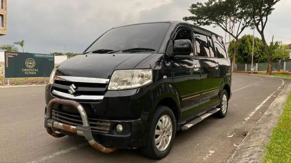Suzuki APV Arena GX 2011 DLX M/T (GC415V)