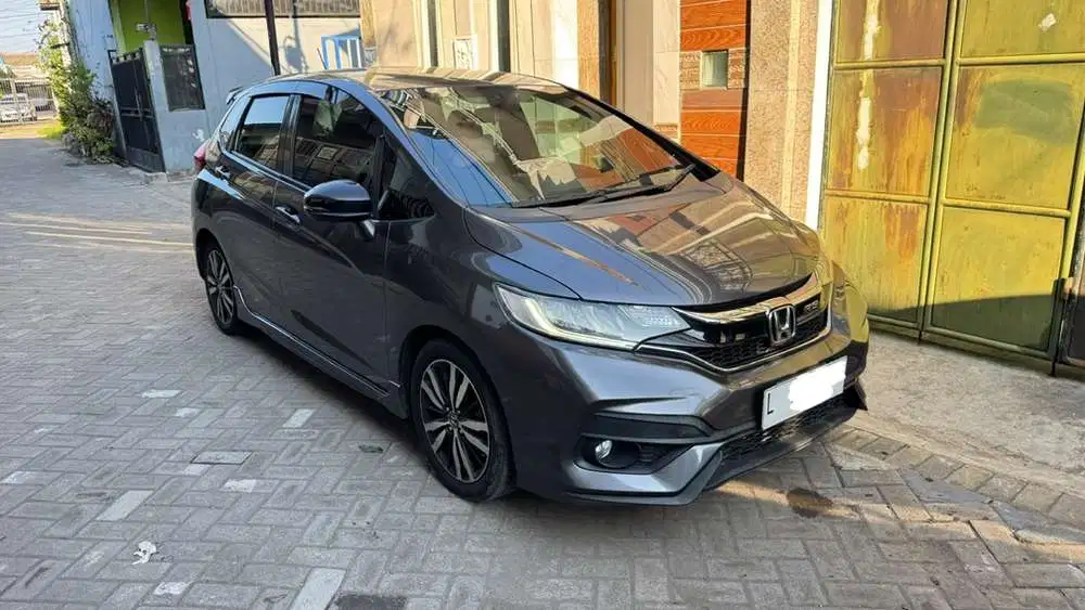 Honda Jazz RS 1.5 Matic 2017 Plat L, Tangan 1  dari Baru