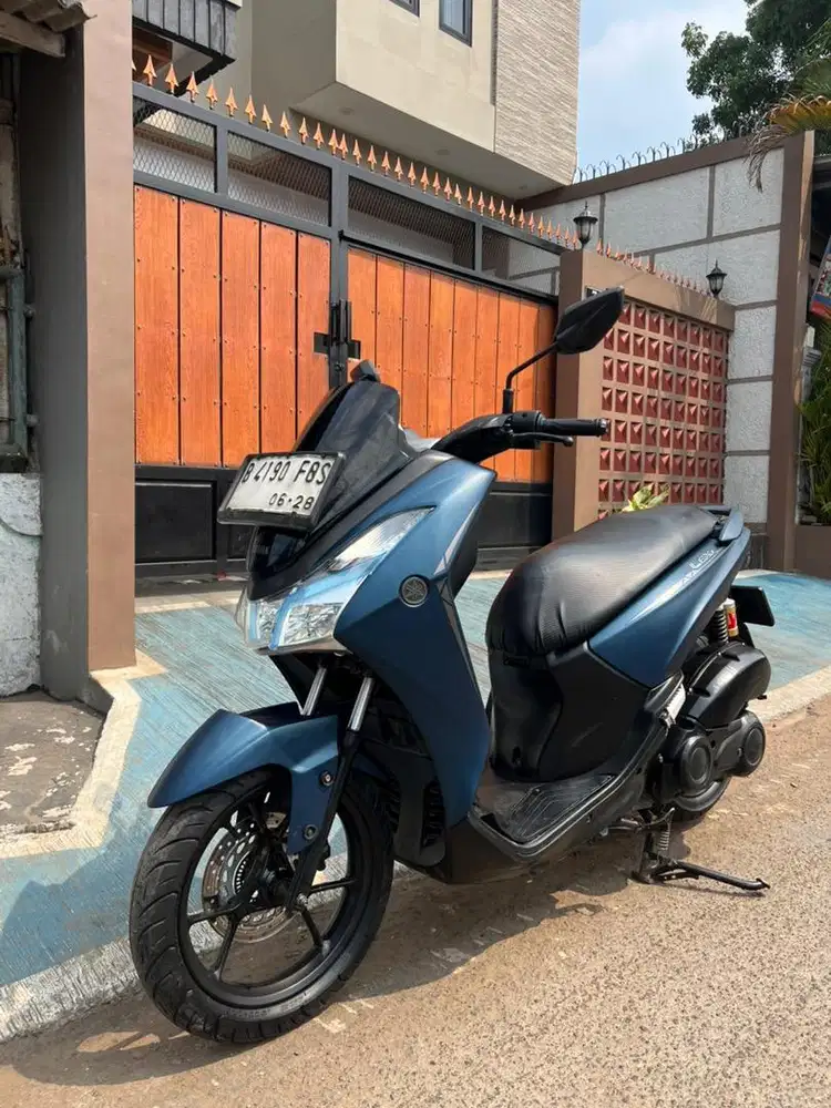 Yamaha Lexi S Keyless 2018 Good Condition