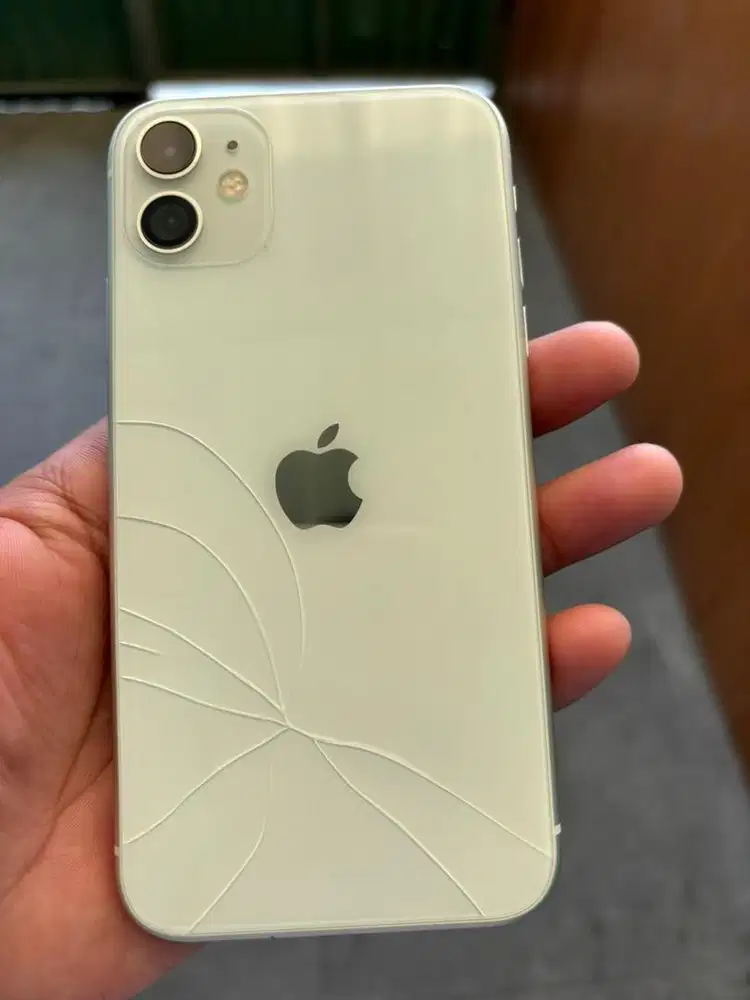 JUAL BU IPHONE 11 64GB