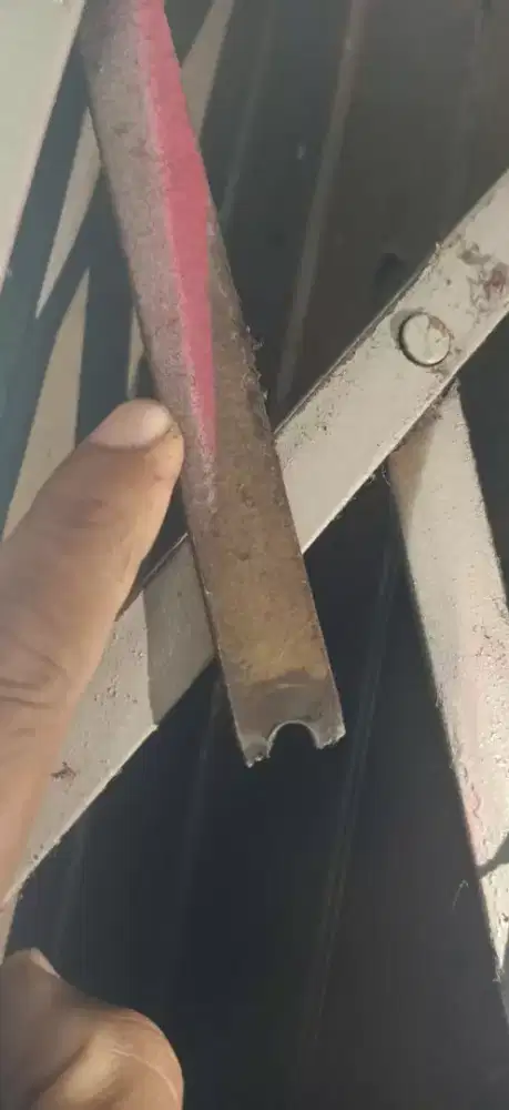 Spesialis pintu harmonika