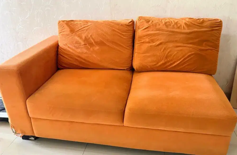 Sofa Letter L Busa Tebal dan Lebar