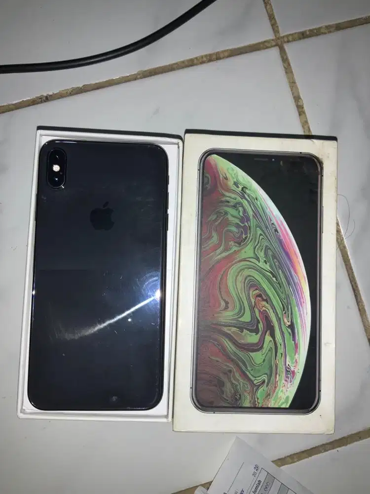 IPHONE XS MAX 64GB