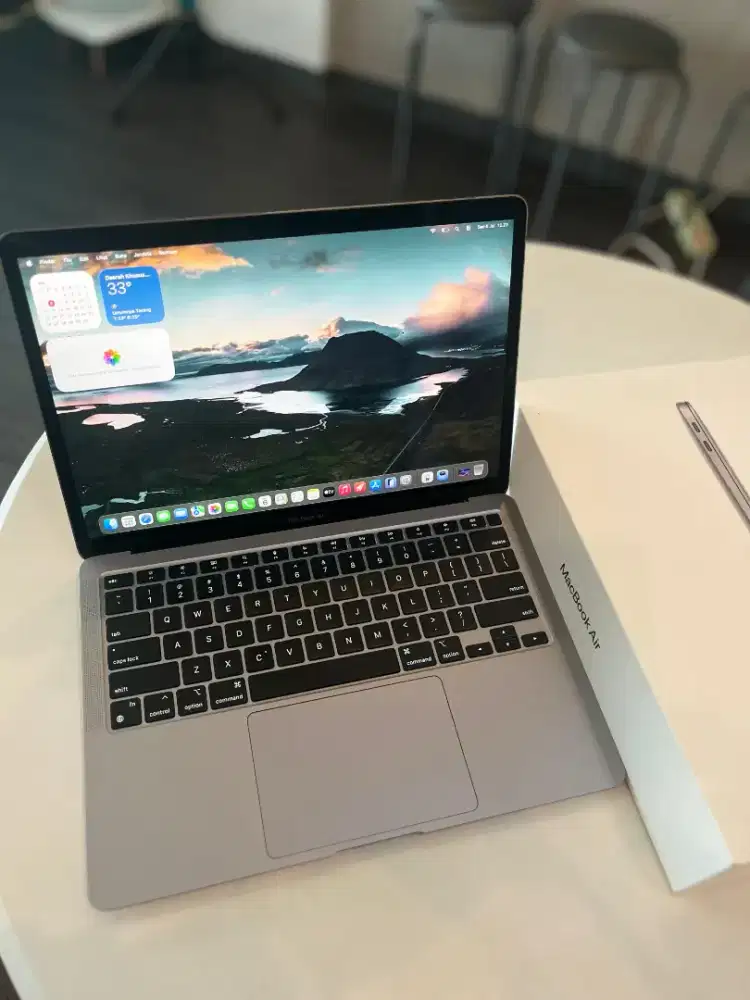 Macbook Air M1 2020 8/255GB Fullset ex Ibox
