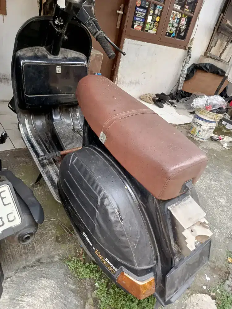 Vespa PX 1985 jos gandos