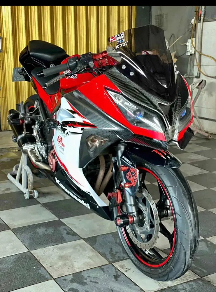 Kawasaki Ninja 250 FI ABS- Pajak Panjang