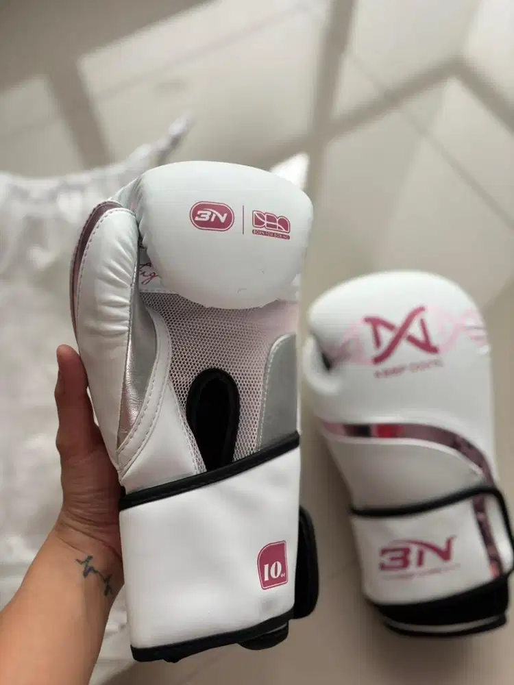 Boxing masih baru