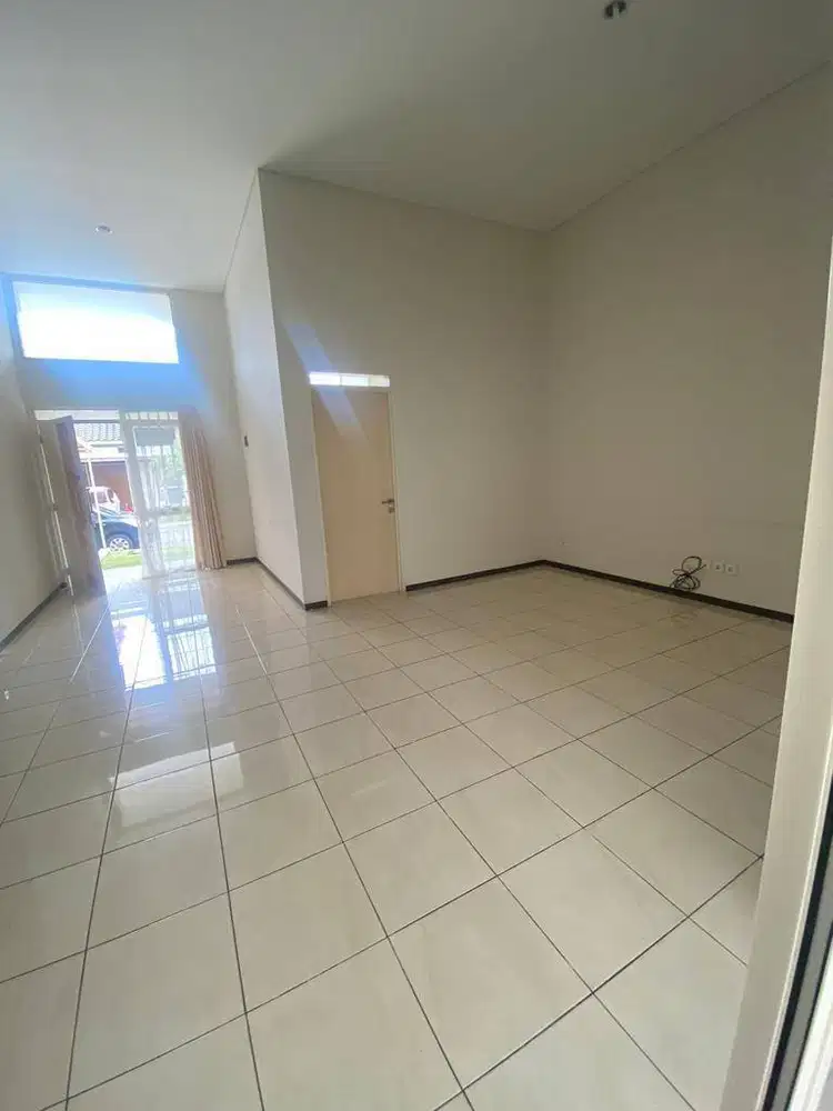 Dijual Rumah Tatar Purbasari Kota Baru Parahyangan