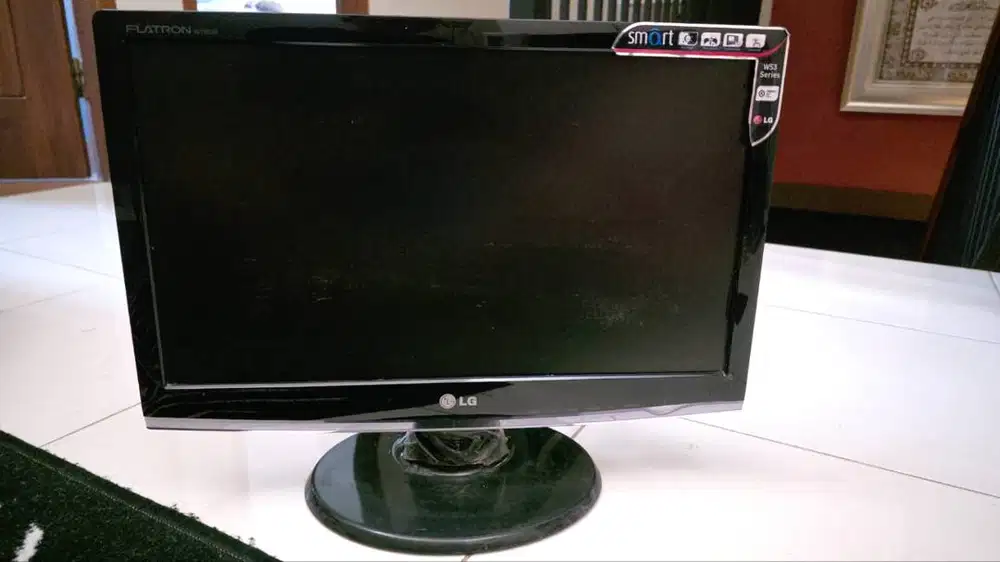 Jual monitor LG W 53 Series
