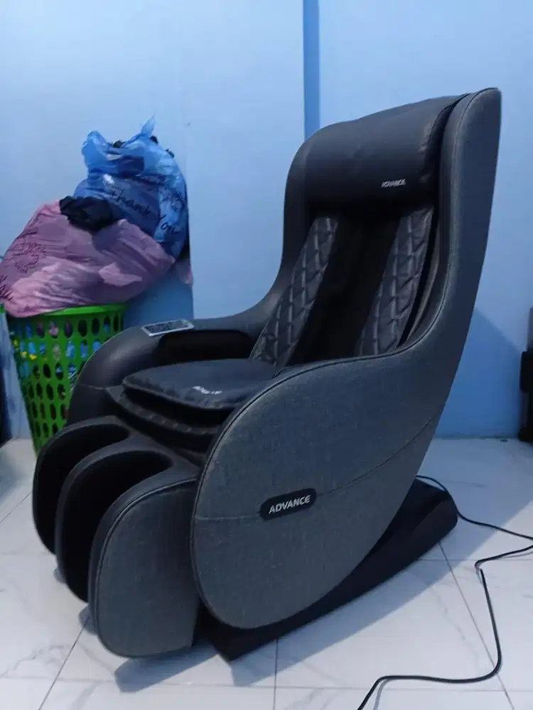 Dijual kursi pijat advance ichiro young 2