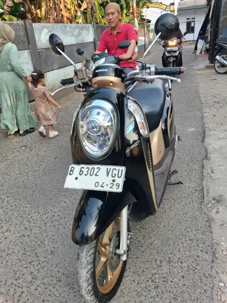 Honda scopy fi thn 2013