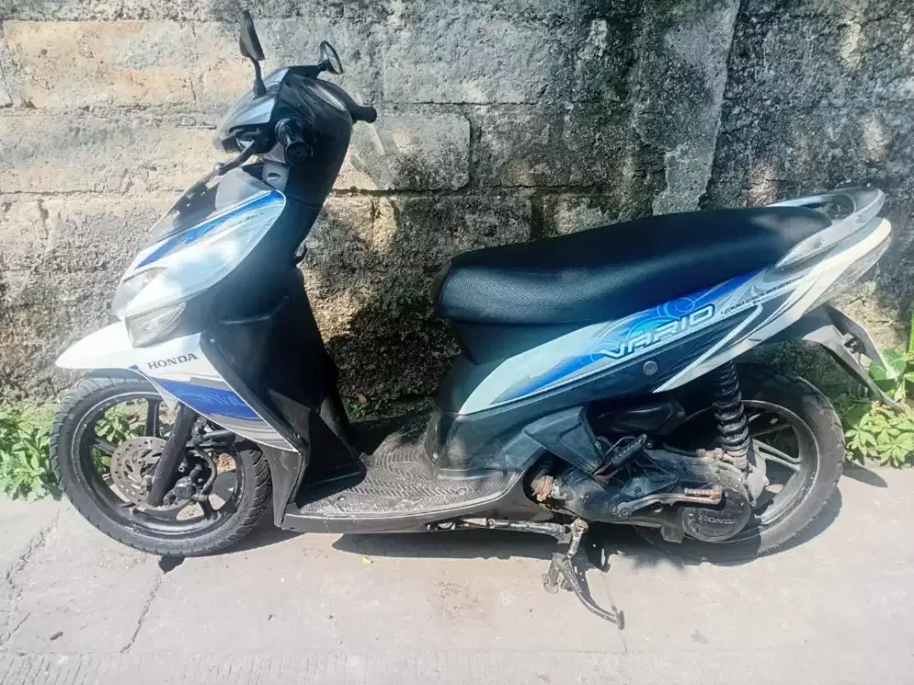Jual cepat Vario 2011