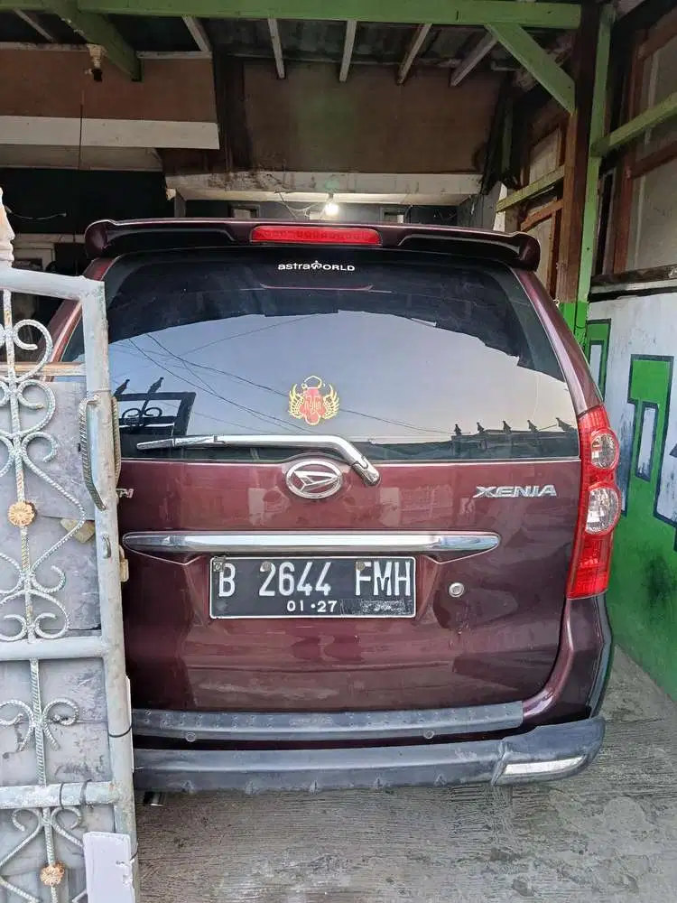 Daihatsu Xenia 2010 Bensin