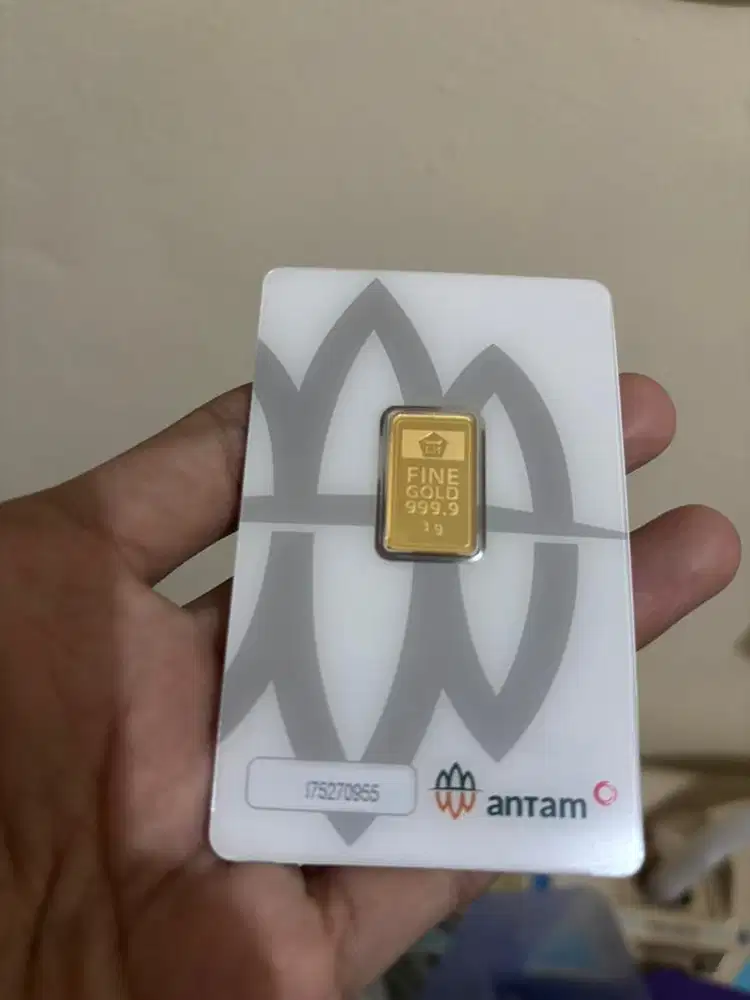 Dijual antam 3 gram tahun 2026