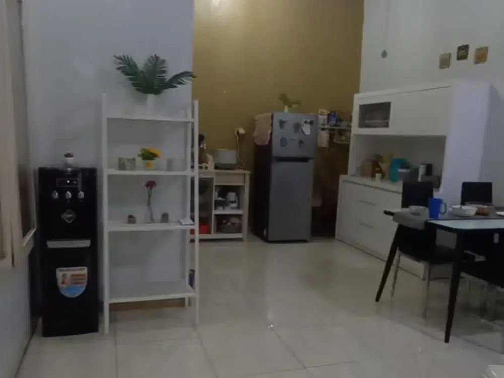 Rumah Minimalis Siap Huni di Royal Park Residence Bekasi | SHM | Harga Nego