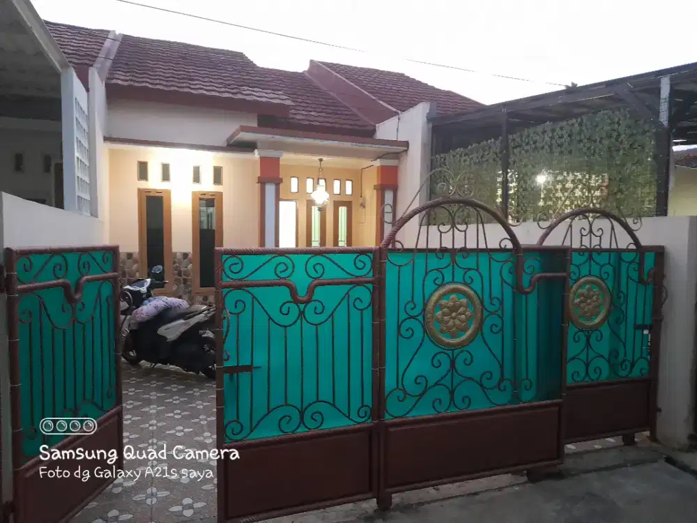 DIKONTRAK RUMAH BARU GRAHA RAYA BEBAS BANJIR