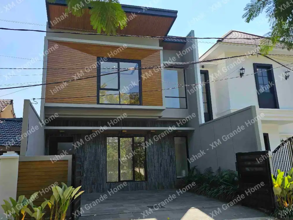Dijual Rumah Rasa Villa di Rungkut Asri Surabaya Baru Gres Siap Huni