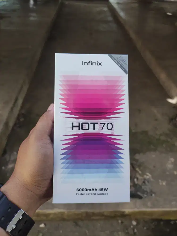Infinix Hot 70 4/128 & 6/128