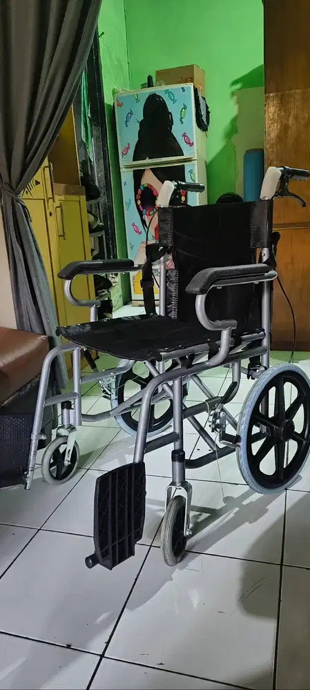Kursi roda portable travelling
