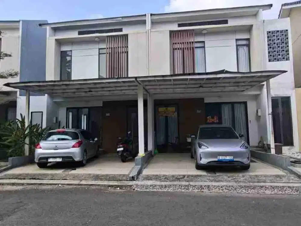 Rumah Siap Huni Cakung Jakarta Timur, LT 130 m2, LB 200 m2, SHM, Dekat Tol, Harga 2,6 M