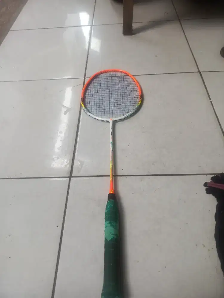 raket bulutangkis