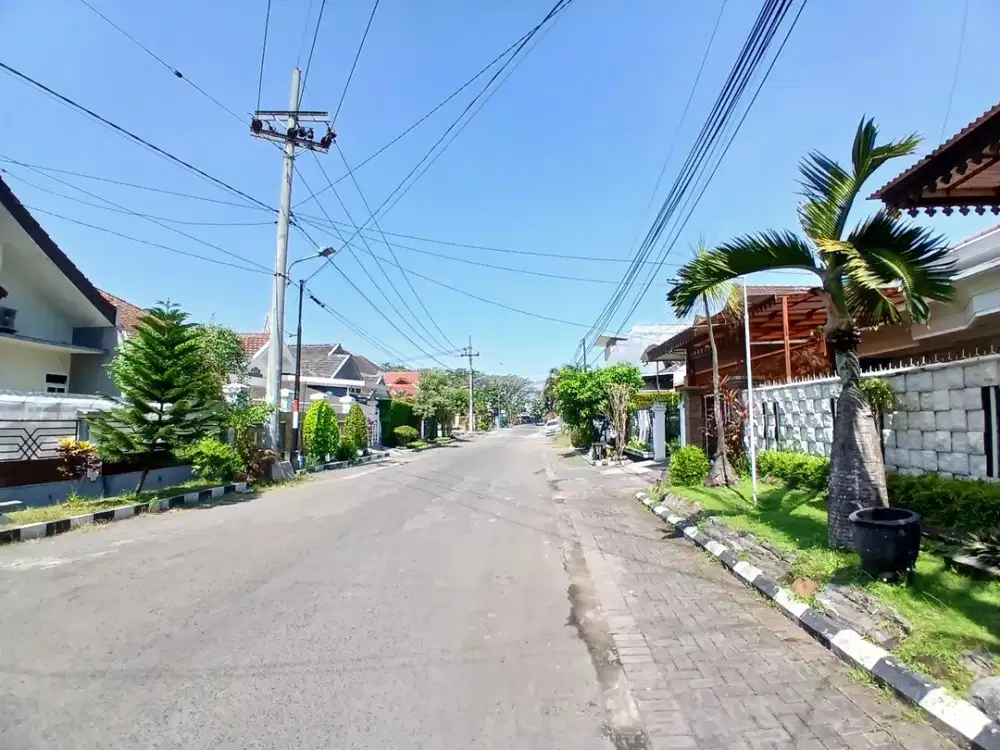 Rumah Hitung Tanah Di Perumahan Taman Sulfat Blimbing Malang