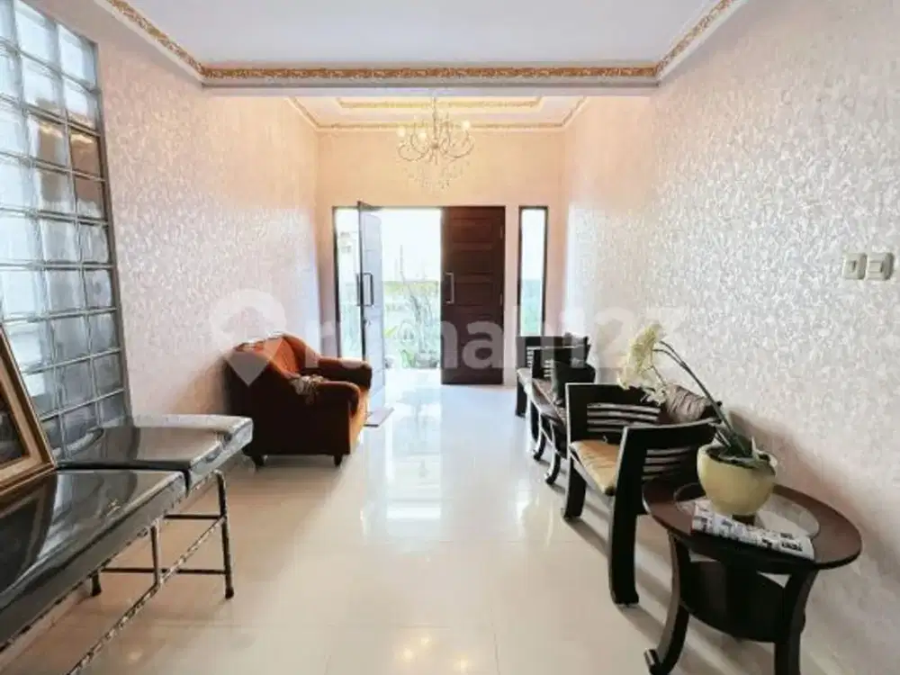 Rumah Bagus di Komplek Camar Bintaro Sektor 3