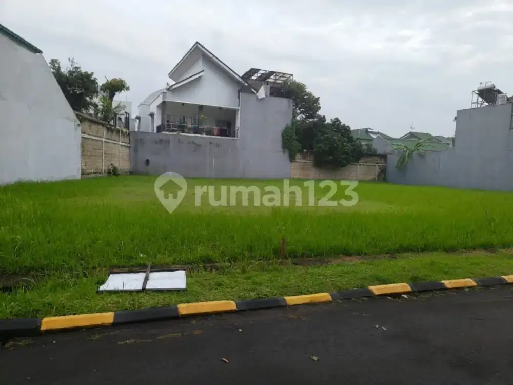Kavling Posisi Bagus di Cluster Puspita Loka Bsd