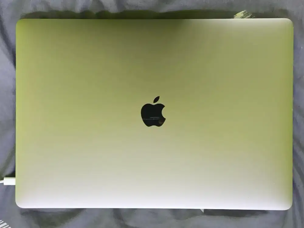MacBook Pro 15 2017 Touch Bar (Japan Unit)