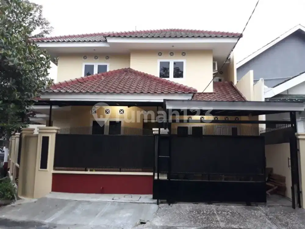 Rumah Terawat Di Komplek Kasuari Bintaro Sektor 9