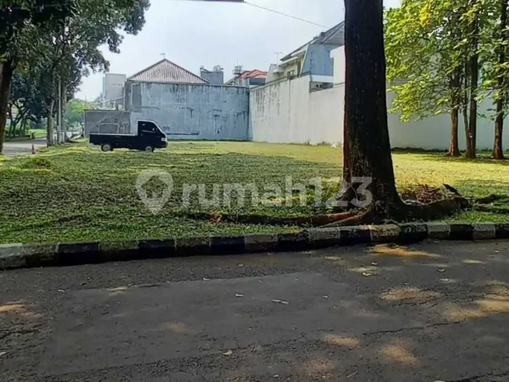Kavling Posisi Hoek di Menteng Utama Bintaro Sektor 7