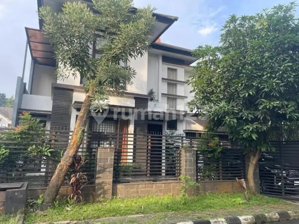 Rumah 2 Lantai di Menteng Bintaro Sektor 7