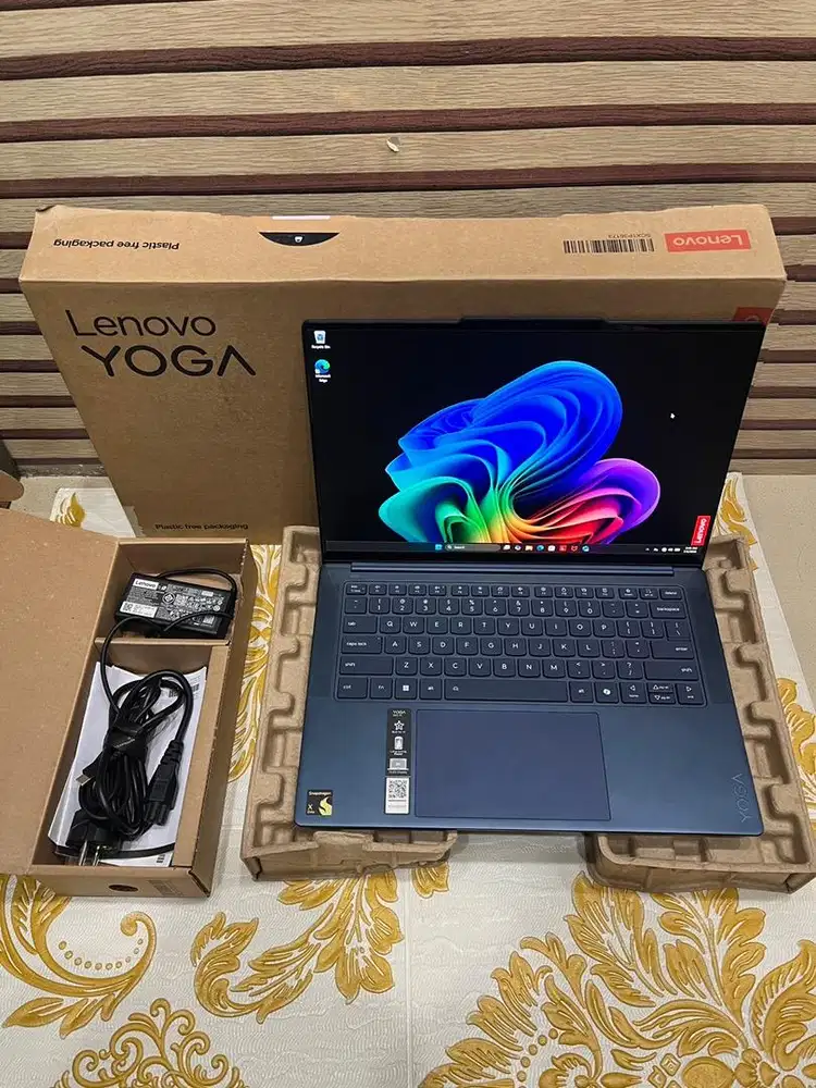 Lenovo Yoga Slim 7 14Q8X9 Touch 32GB 1TB Snapdragon Second Original
